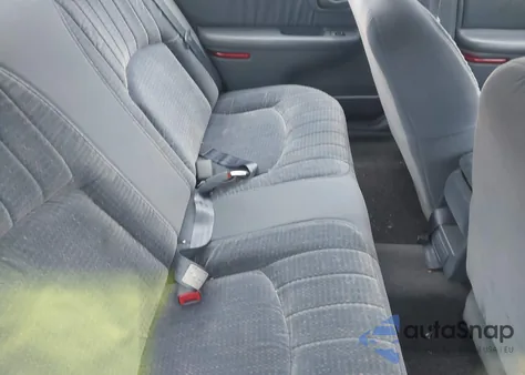 2000 Buick Century Custom z USA, uszkodzony, nr VIN 2G4WS52J5Y1143867